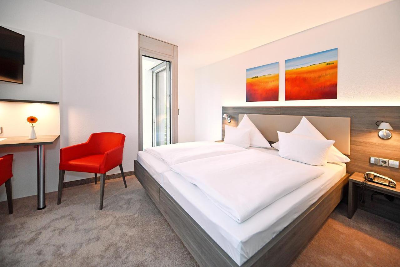 Genohotel Карлсруе Екстериор снимка